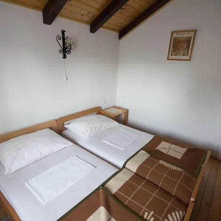 Fuer 8 Personen Ca 100 M In Novigrad, Adriakueste Kroatien Westkueste Von Istrien Apartment Karpinjan