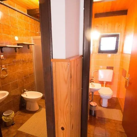 Apartment Fuer 8 Personen Ca 100 M In Novigrad, Adriakueste Kroatien Westkueste Von Istrien Karpinjan