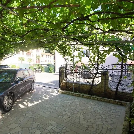 Apartment Fuer 8 Personen Ca 100 M In Novigrad, Adriakueste Kroatien Westkueste Von Istrien